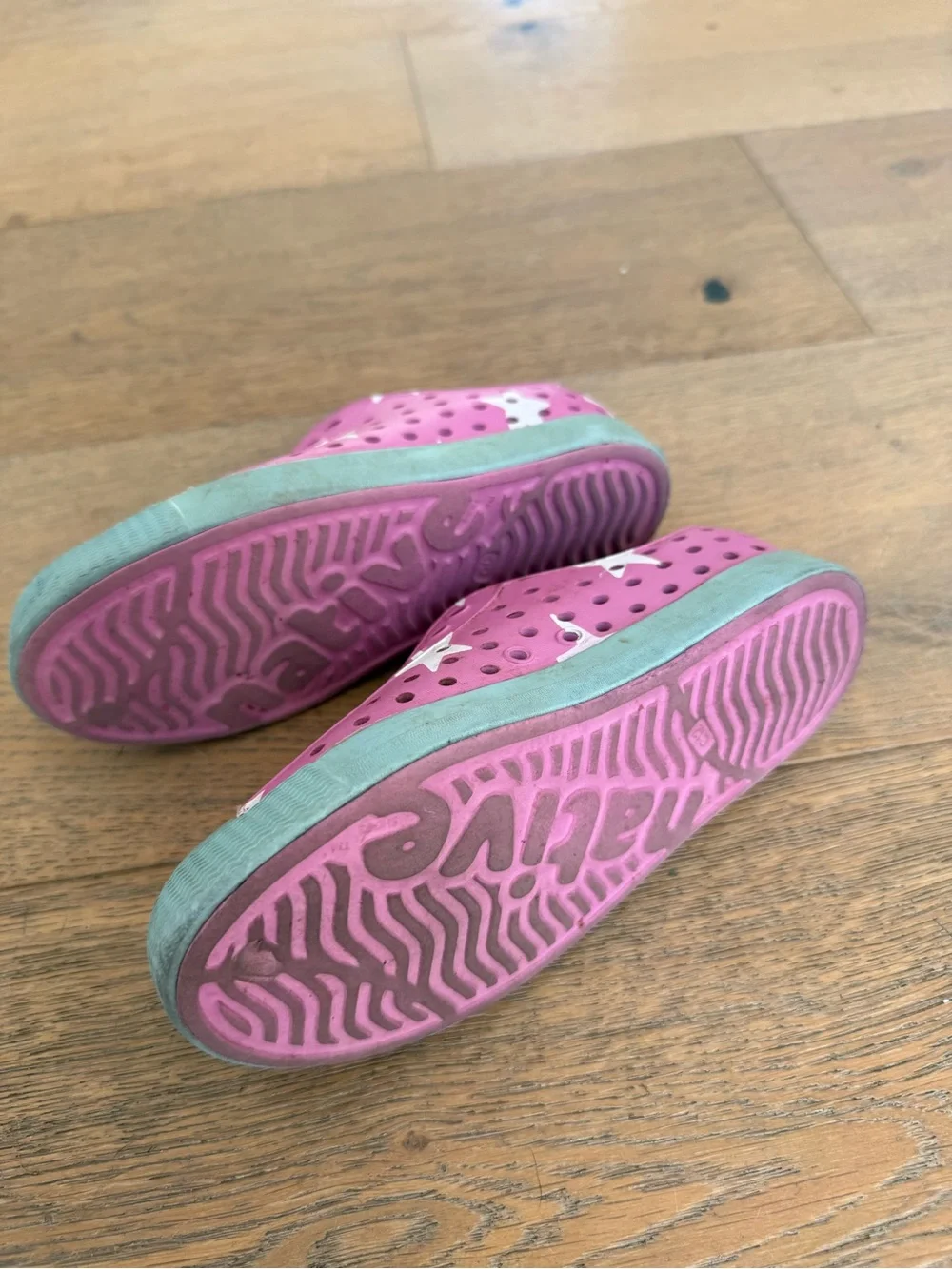 Native Kids Pink Star Shoes with Mint Toe 12
